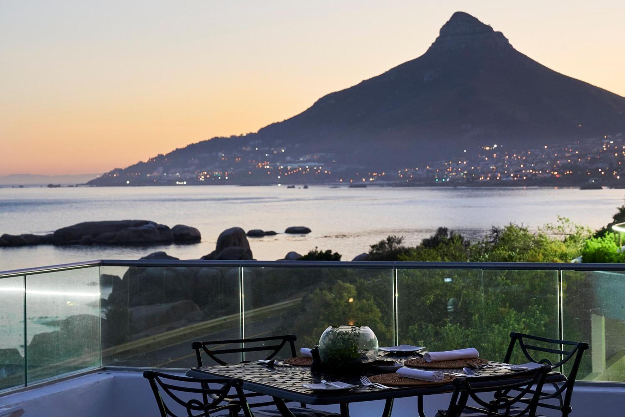 Twelve Apostles Hotel & Spa Cape Town Exterior photo